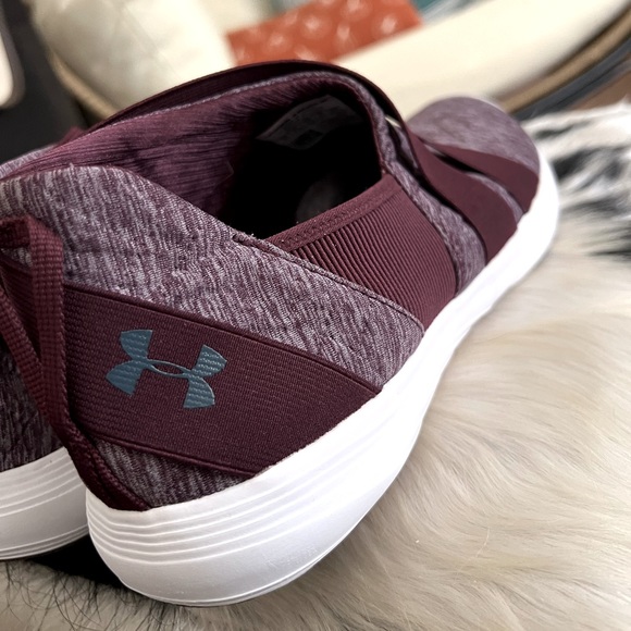 Women’s Under Armour shoes, sz 10 - Picture 3 of 7